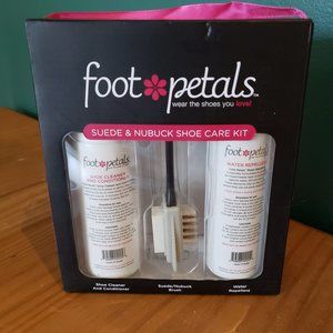 NEW Foot Petals 3pc Shoe Care Kit